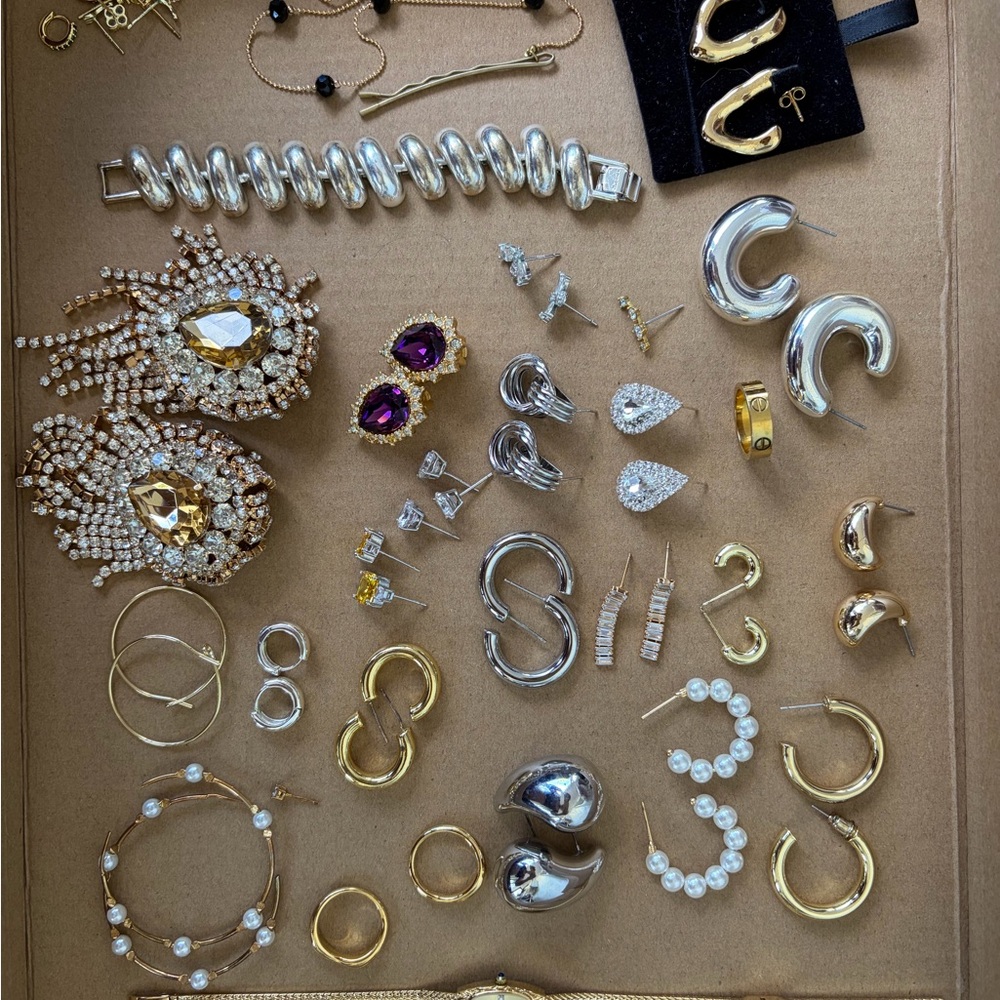 Elegant Silver and Gold Jewelry Set